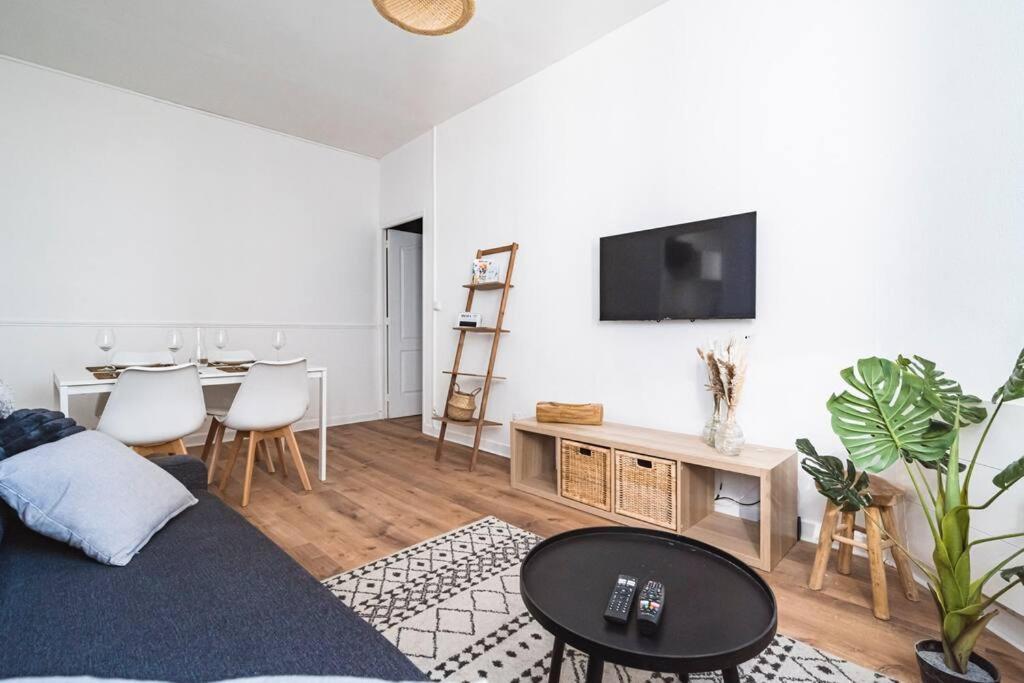 رانس Le Cosy - 2 Chambres - Hyper Centre المظهر الخارجي الصورة